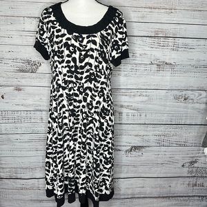 Apt 9 black/ivory dress 👗